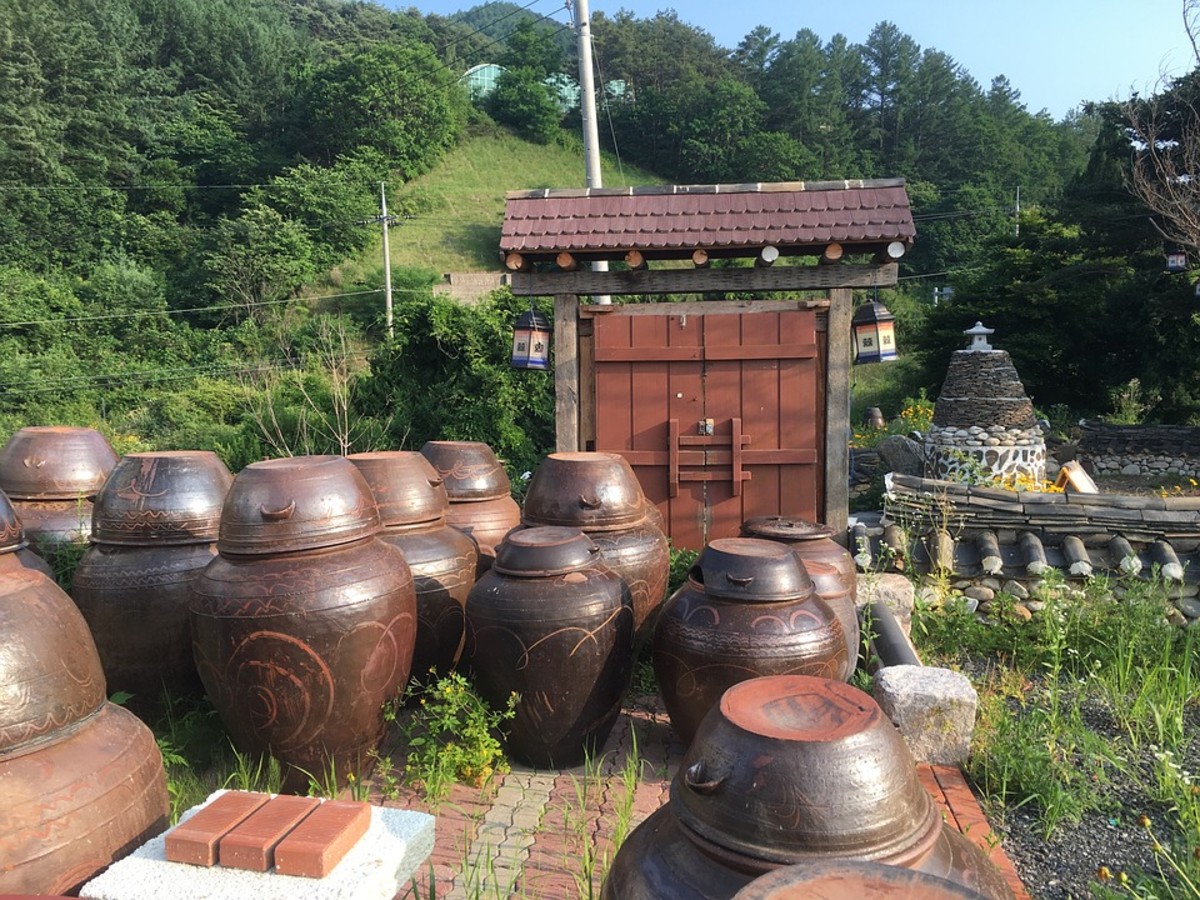 Traditional house with ginger- or kimchee jars.