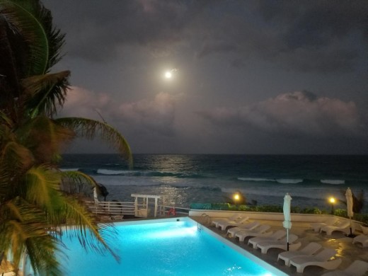 Ocean side beauty in the evening