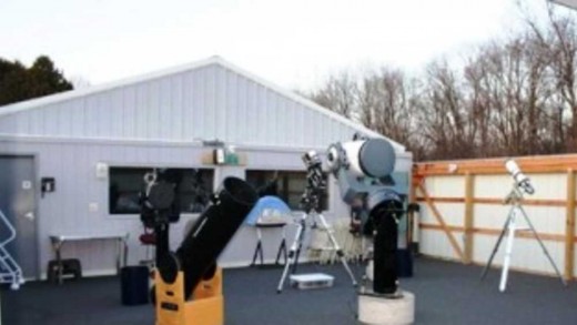 Fox Memorial Park telescope array for amateur astronomers of all ages