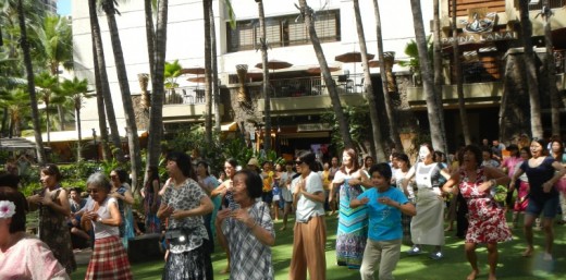 Hula Classes Fun!