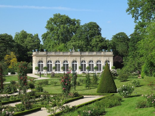 L'orangerie, showing the civilized nature of the Bois de Boulogne
