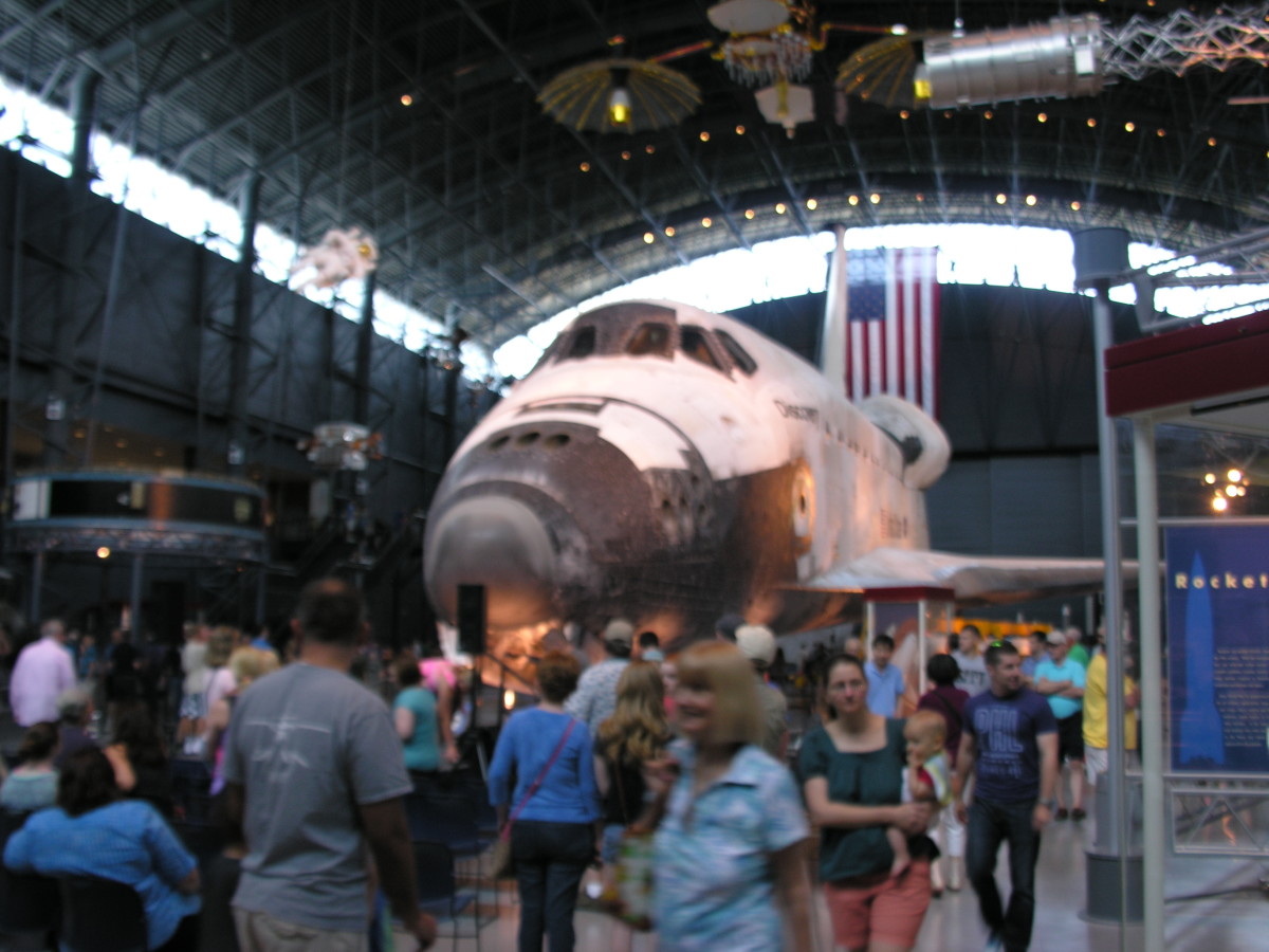 The Space Shuttle Discovery at the Udvar-Hazy Center, June 2015.