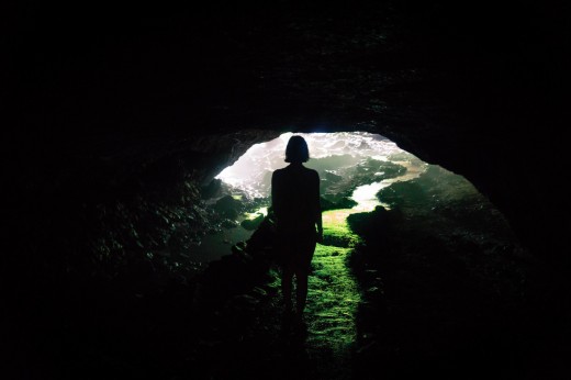 Wanda Wadler entering the Chian's cave