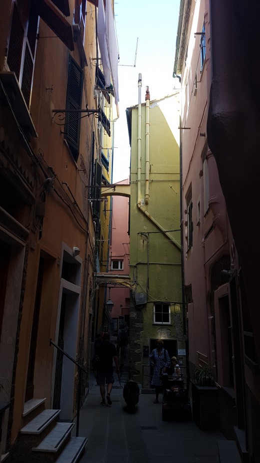 narrow street pasage between the Typical Ligurian Houses in Vernazza