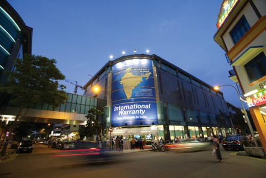 Mustafa Center, Singapore's biggest shopping mall