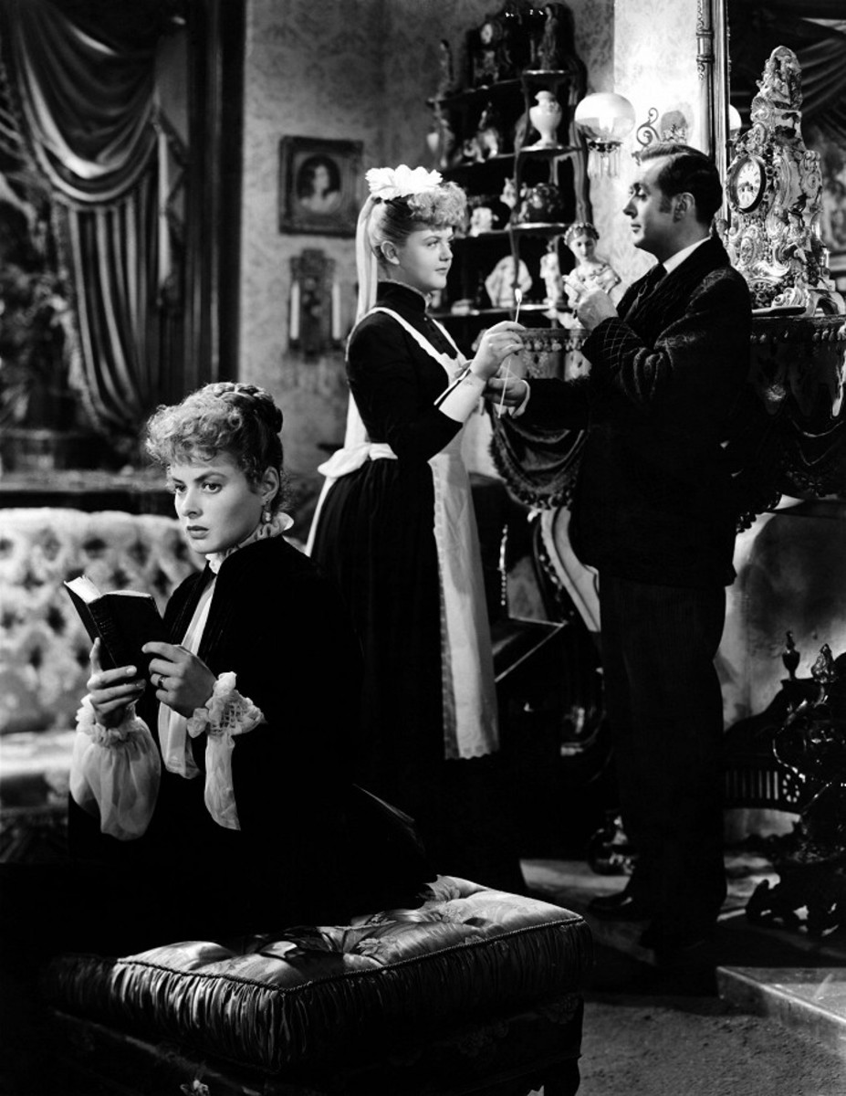 Scene from the 1944 movie Gaslight with Ingrid Bergman, Angela Lansbury and Charles Boyer