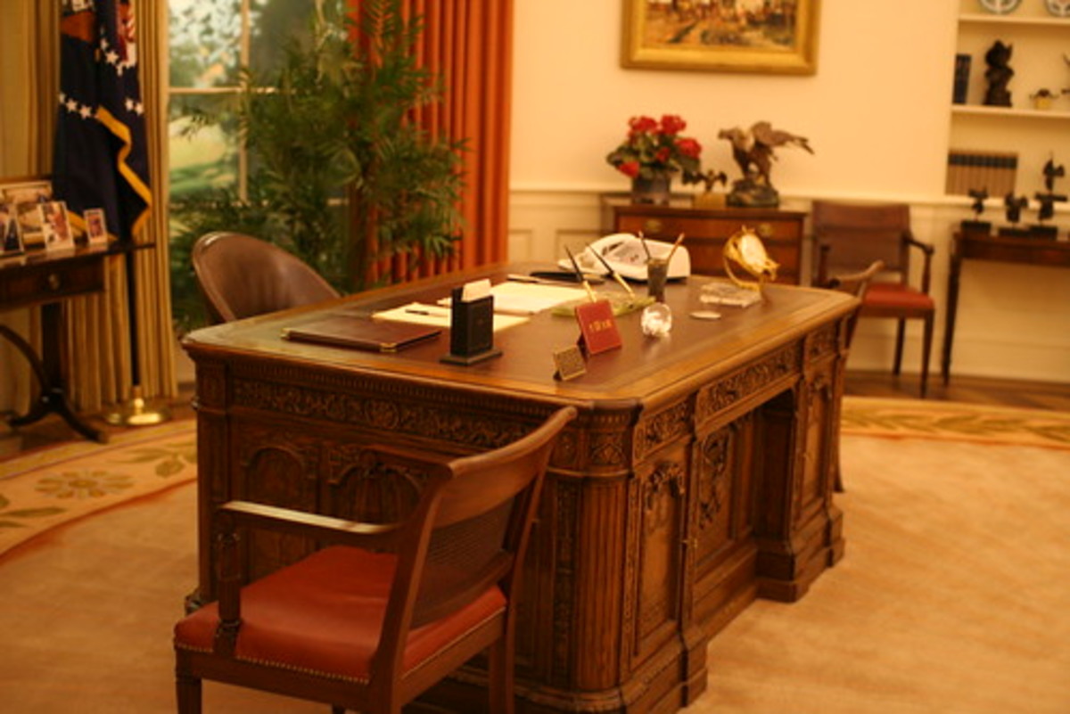 The Resolute Presidential Desk Owlcation