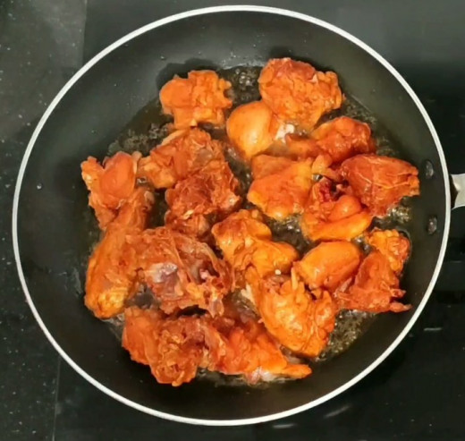 Shallow frying the Chicken Pieces