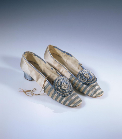 Silk satin Victorian shoes with rosettes, 1855-1865