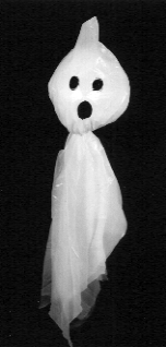 You can make these ghosts with large or small bags