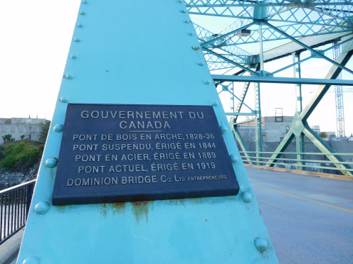 Chaudière Bridge across Ottawa River, Gatineau