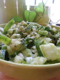 Easy Avocado Salad Recipe: Healthy and Delicious