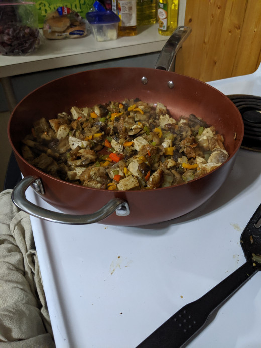 After 25 minutes, caramelized vegetables and mushrooms and chicken