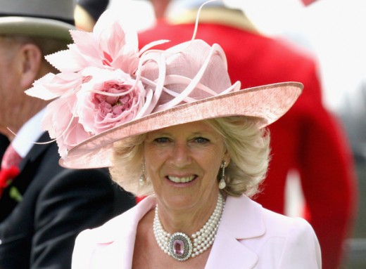 HRH Camilla, Duchess of Cornwall smiles in the parade ring in a horse drawn carriage on the second day of Royal Ascot 2009 at Ascot Racecourse on June 17, 2009 in Ascot, England. (June 17, 2009 - Photo by Chris Jackson/Getty Images Europe) 