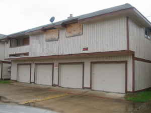 Houston 4plex, ARV $240K, $65K in repairs and picking up for $70k or less! That's around $100K in potential profit!