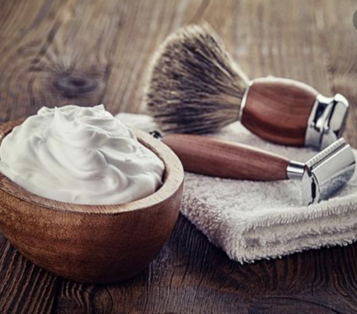 A lived experience of long lasting non throw-away shaving