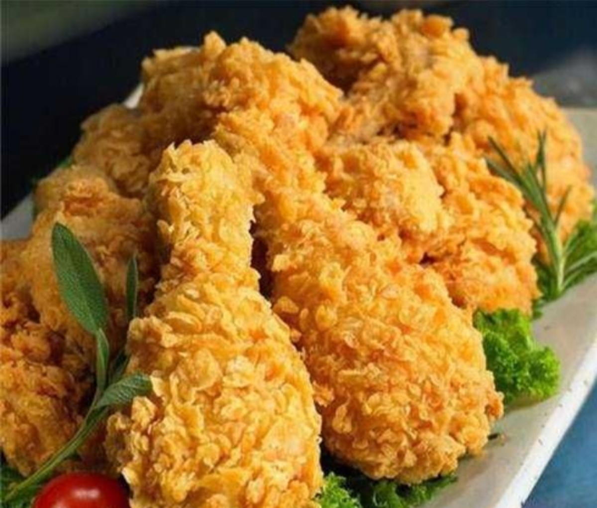 KFC Style Crispy Fried Chicken With White Garlic Sauce Recipe.