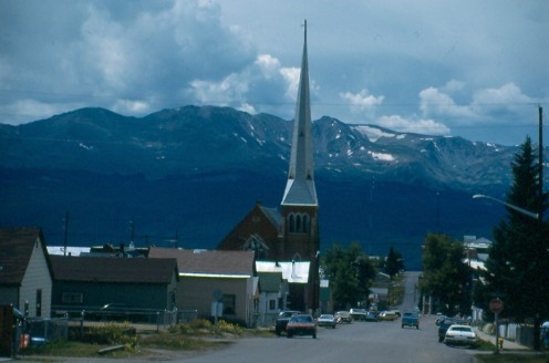 Colorado's second tallest mountain, Mount Massive (14,421') from Leadville, which is accessed by a number of passes.