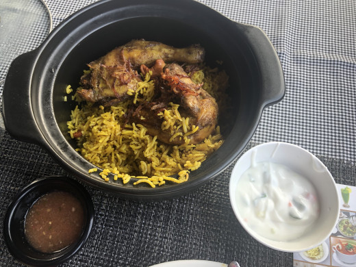 A traditional Arabian lunch at Bayt Al Wakeel.