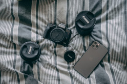 Phone vs Camera: 9 Valuable Reasons That Will Make You Stop and Think