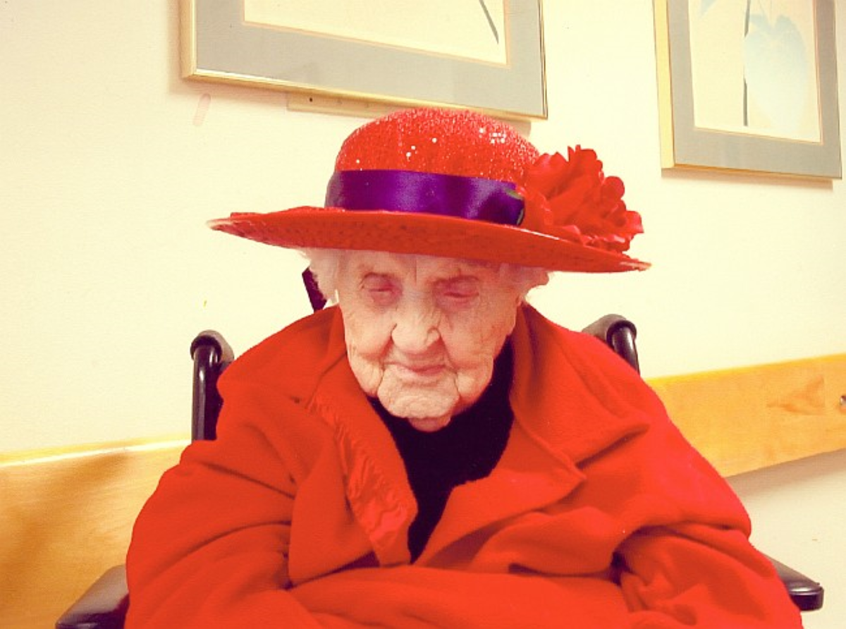 Neva Morris age 110 Red Hat Society October 2005