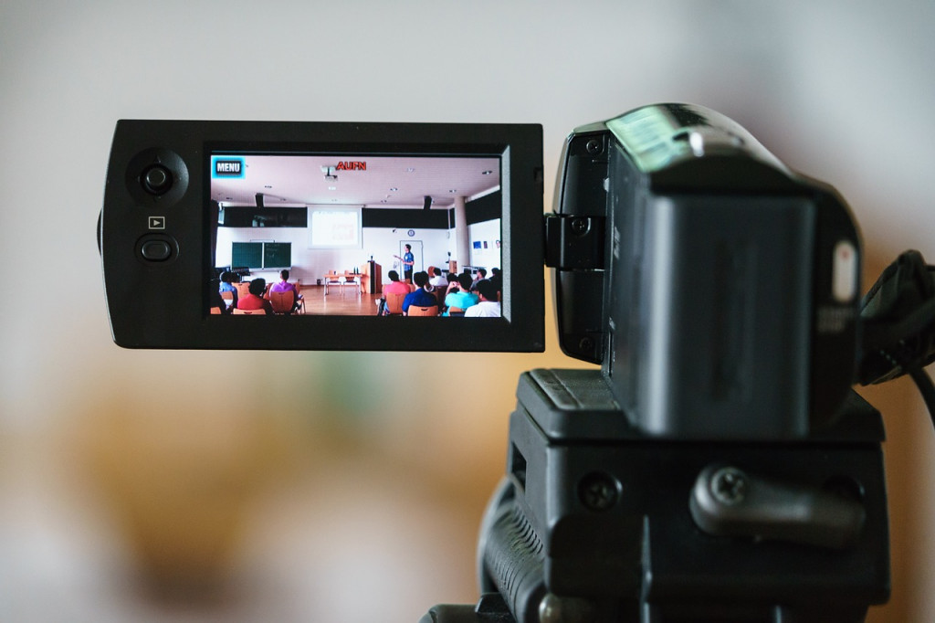 How to Choose a Camera for Video Lecture Recording During Covid19