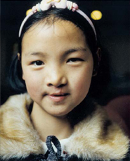 Yi Yun smiling.