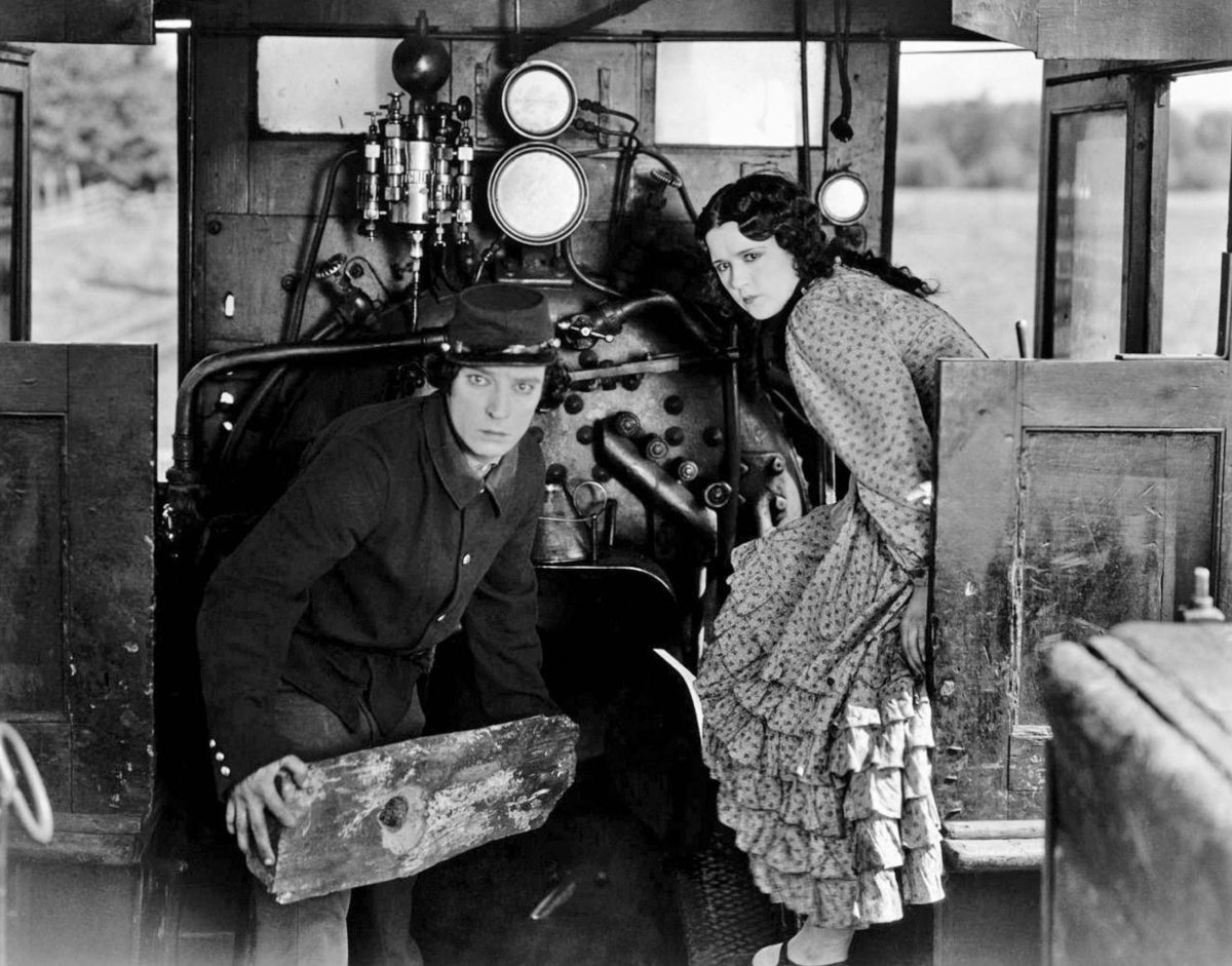 Buster Keaton and Marion Mack in The General 