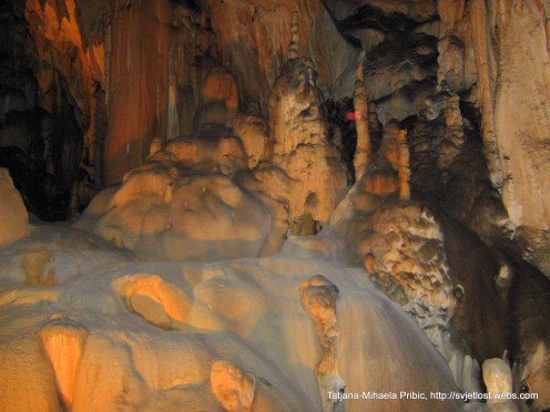 Cerovacke Caves