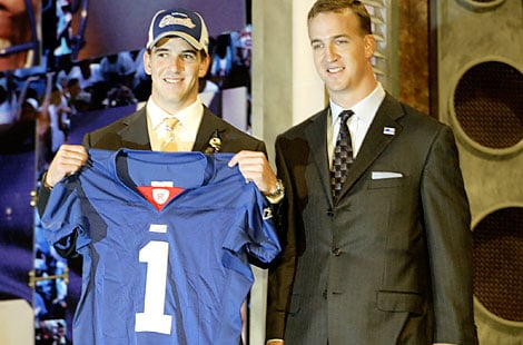Eli Manning and brother Peyton Manning at the 2004 NFL Draft