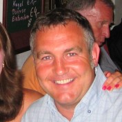Lee  Parry profile image