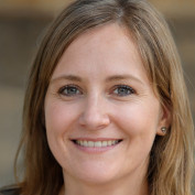 Astrid Horton profile image