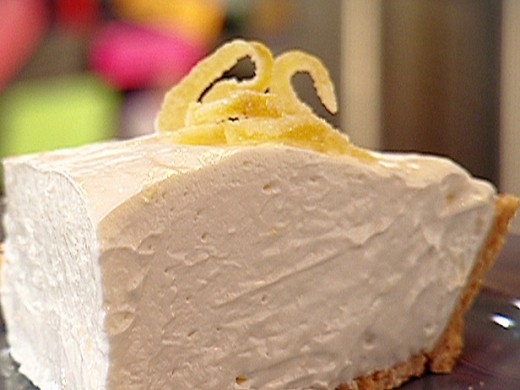 Here is quite the unusual delicious pie that you just have to make and serve to your family and friends. Its so delicious. 