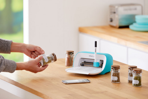 The Joy is a powerful cutting machine for any crafter who needs a powerful machine that takes up small spaces