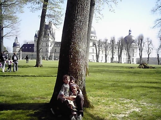 Chateau de Valençay in the background