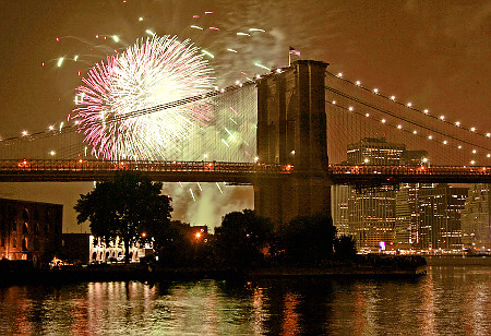 Brooklyn Bridge on New Years Eve, New York