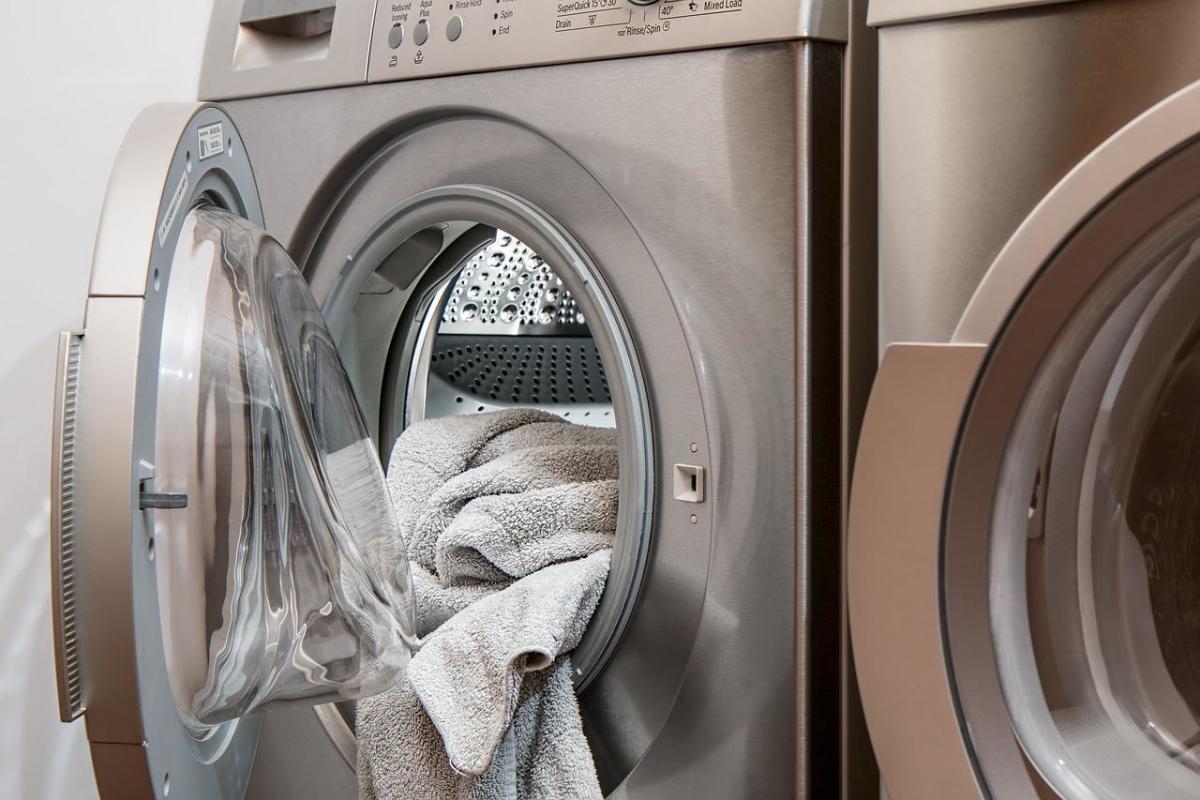 How to Save Money on Laundry Detergent