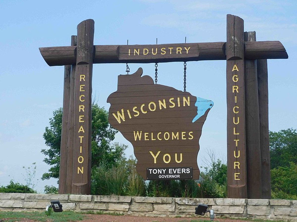 Wisconsin: 6 Famous Places, Unique Attractions, Natural Wonders, and Historic Sites
