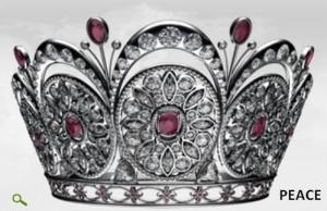 the Peace Crown, crown of the new Miss Universe Miss Venezuela, Stephania Fernandez