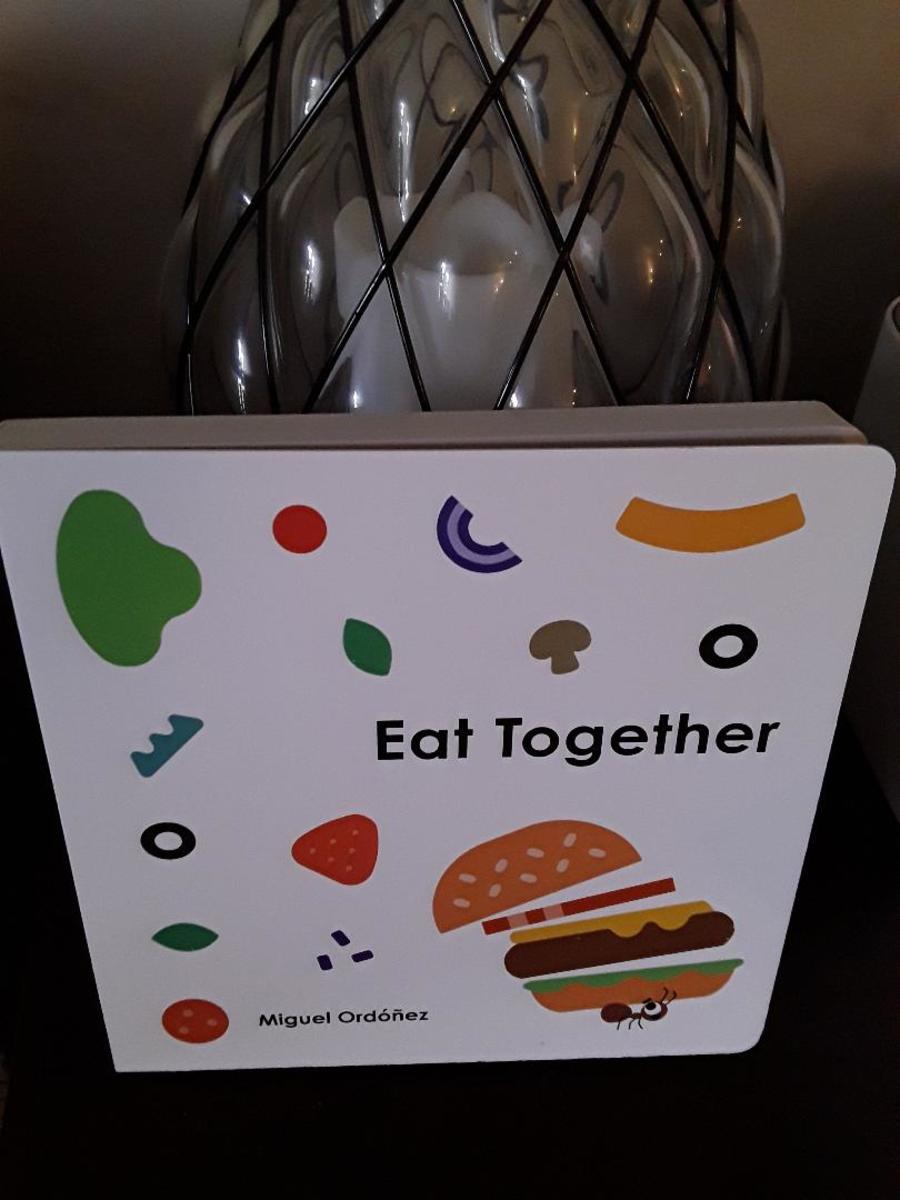 Eating With Young Children and Learning Shapes in Fun Board Book for Little Readers
