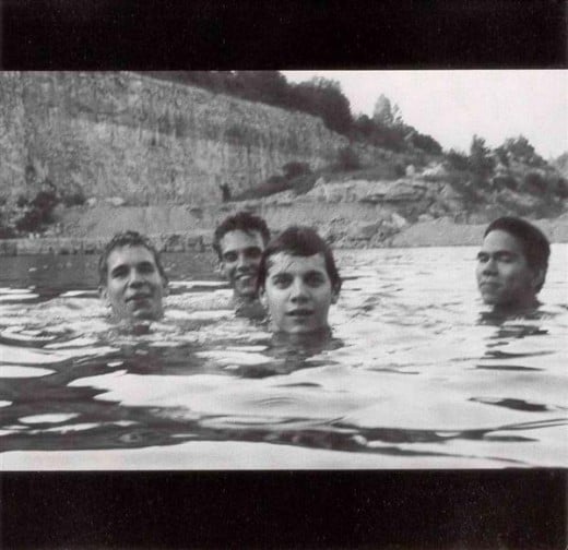 (image from: http://www.78s.ch/2009/05/25/coverart-slint-spiderland)
