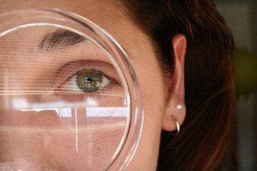 I bought a Magnifying Glass by vivalibre574 on Flickr