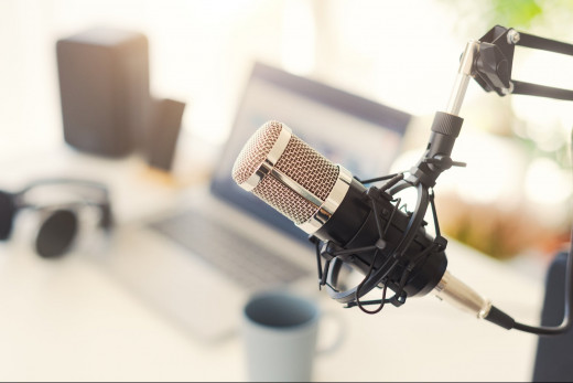 The Dos and Don'ts of Starting a Podcast