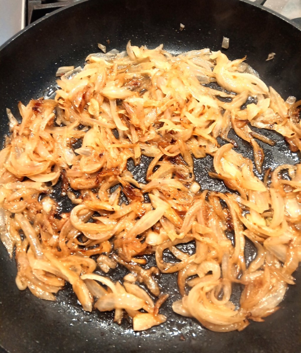 Golden brown cooked onions