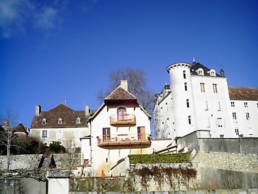 Houses by the river