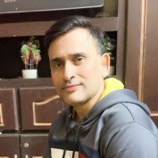 shani Pash profile image