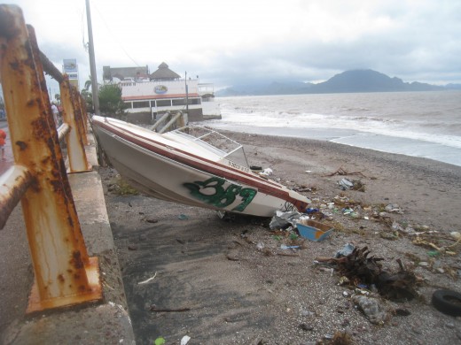HURRICANE JIMENA DAMAGES BOATS