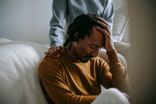 Venting shares feelings with consent and limits; trauma dumping overwhelms without warning.