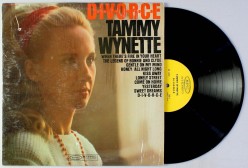 50 Best Country Songs About Divorce