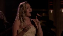 50 Best Country Songs About Following Your Dreams